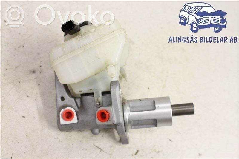 Audi A5 8T 8F Główny cylinder hamulca 