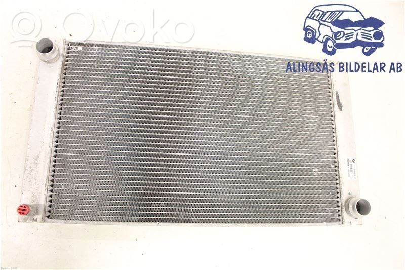 BMW 5 E60 E61 Aušinimo skysčio radiatorius 