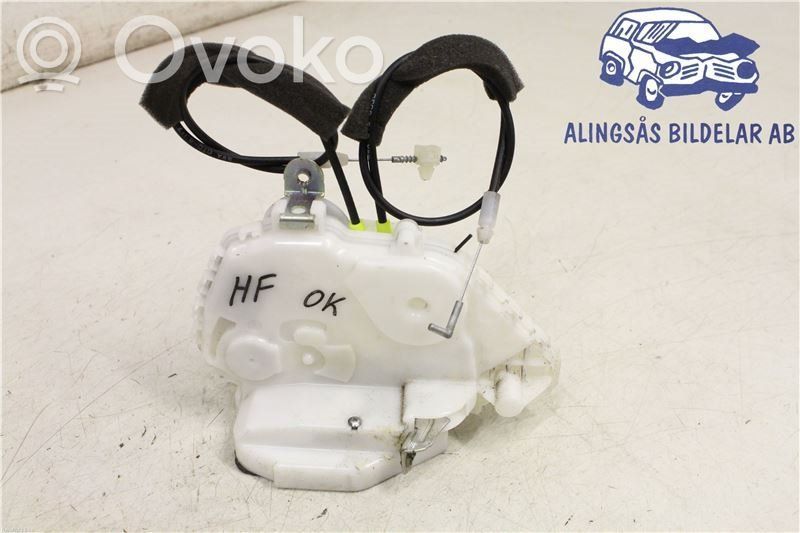 Priekšpusē slēdzene   72111SWAP1