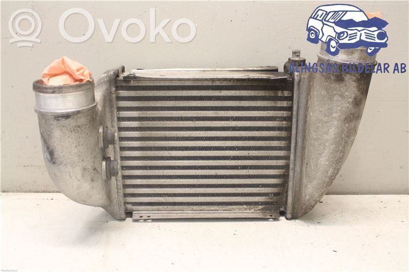 Audi A6 S6 C5 4B Interkūlerio radiatorius 