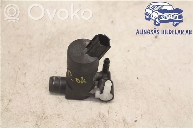 Volvo V50 Windscreen/windshield washer pump 