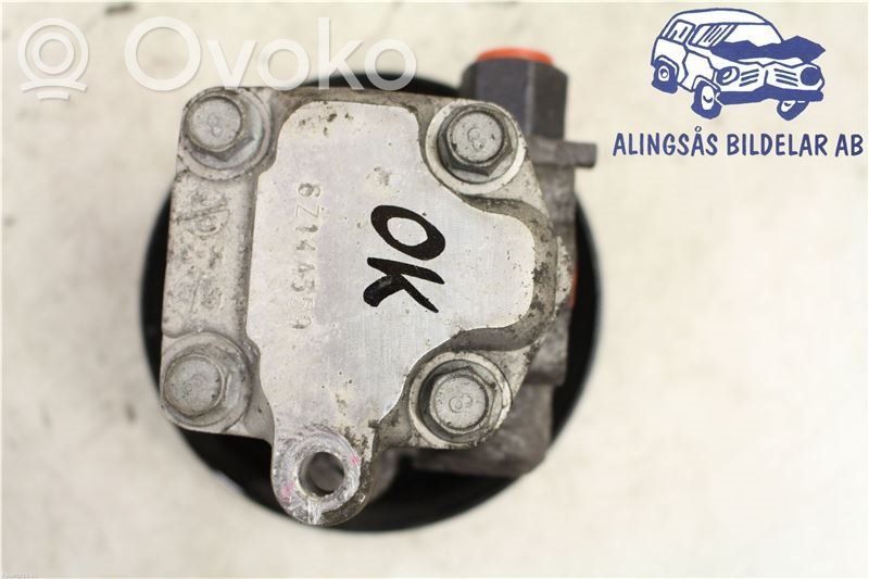 KIA Sorento Ohjaustehostimen pumppu 