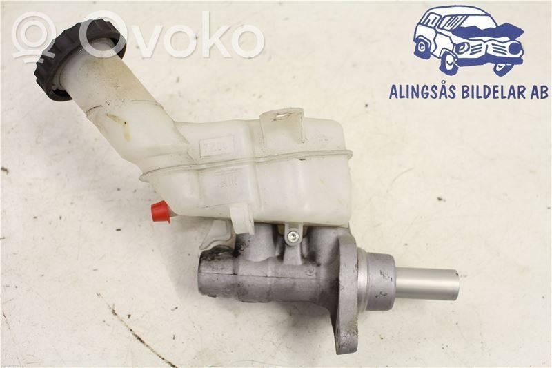 Mitsubishi Lancer X Główny cylinder hamulca 