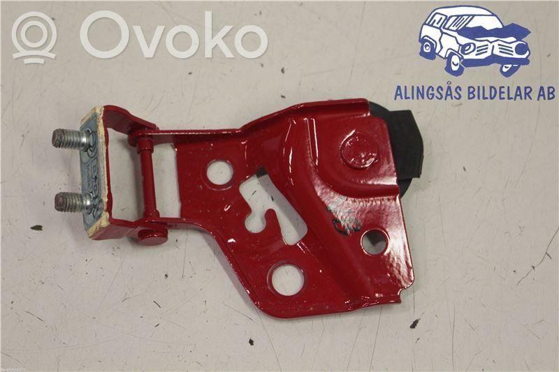 Tailgate/trunk/boot hinge