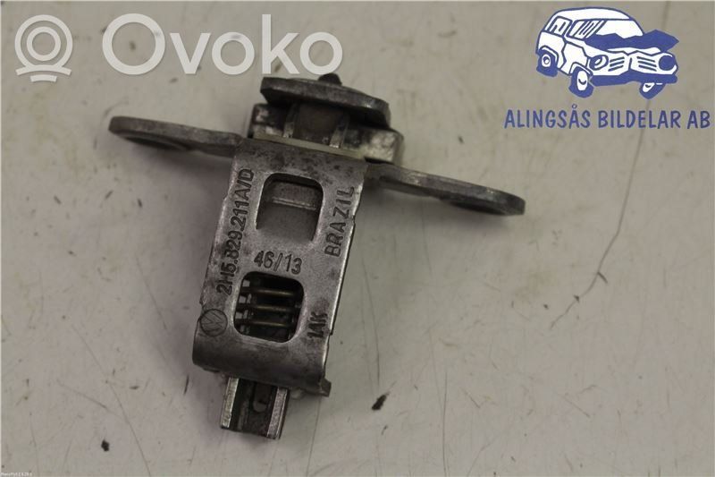 Volkswagen Amarok Zamek klapy tylnej / bagażnika 