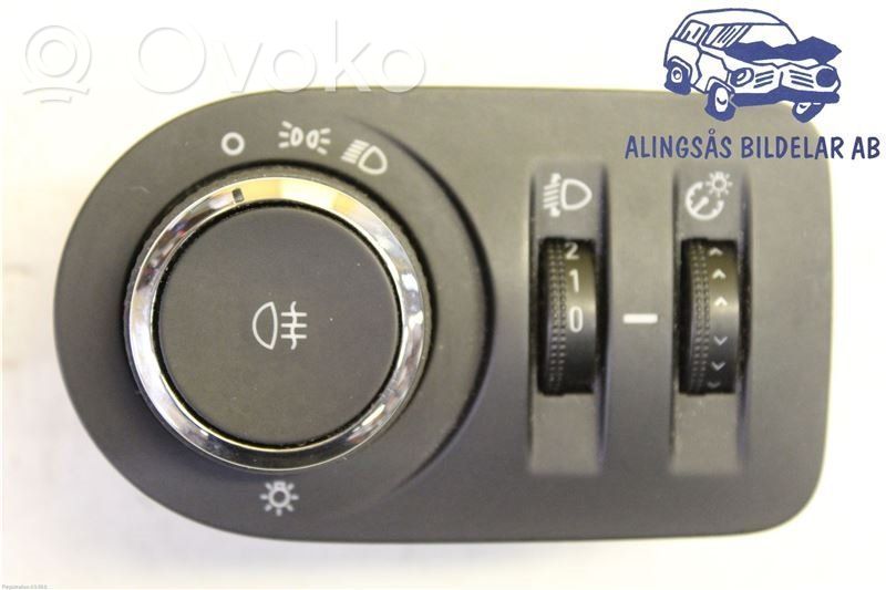 Light switch   13294814,13294814,13294814