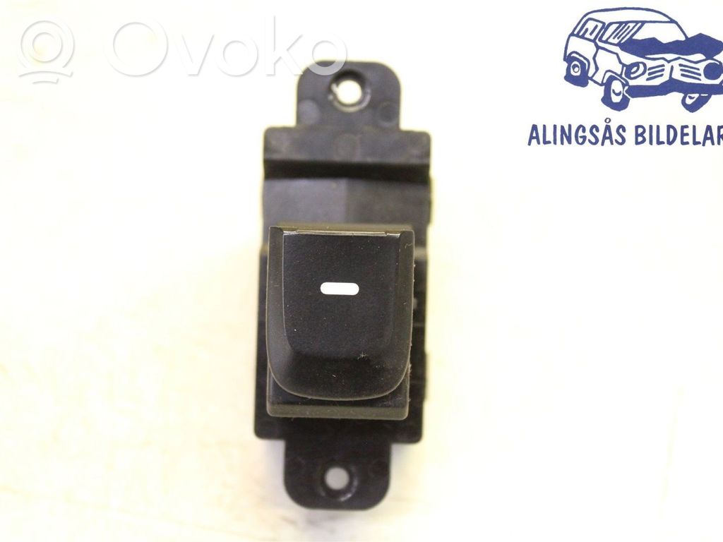 Hyundai i10 Electric window control switch 
