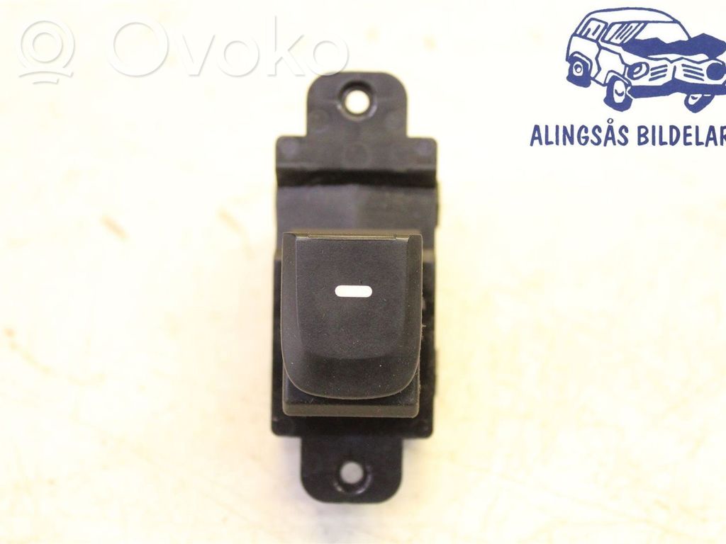 Hyundai i10 Electric window control switch 