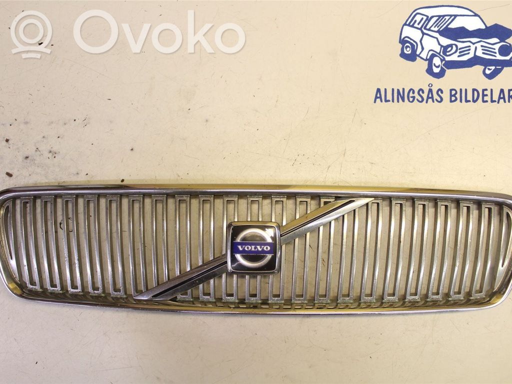 Volvo V50 Front bumper lower grill 