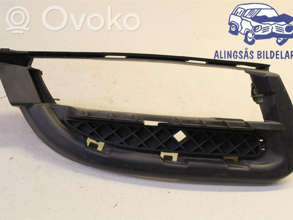 BMW 1 E82 E88 Front fog light trim/grill 