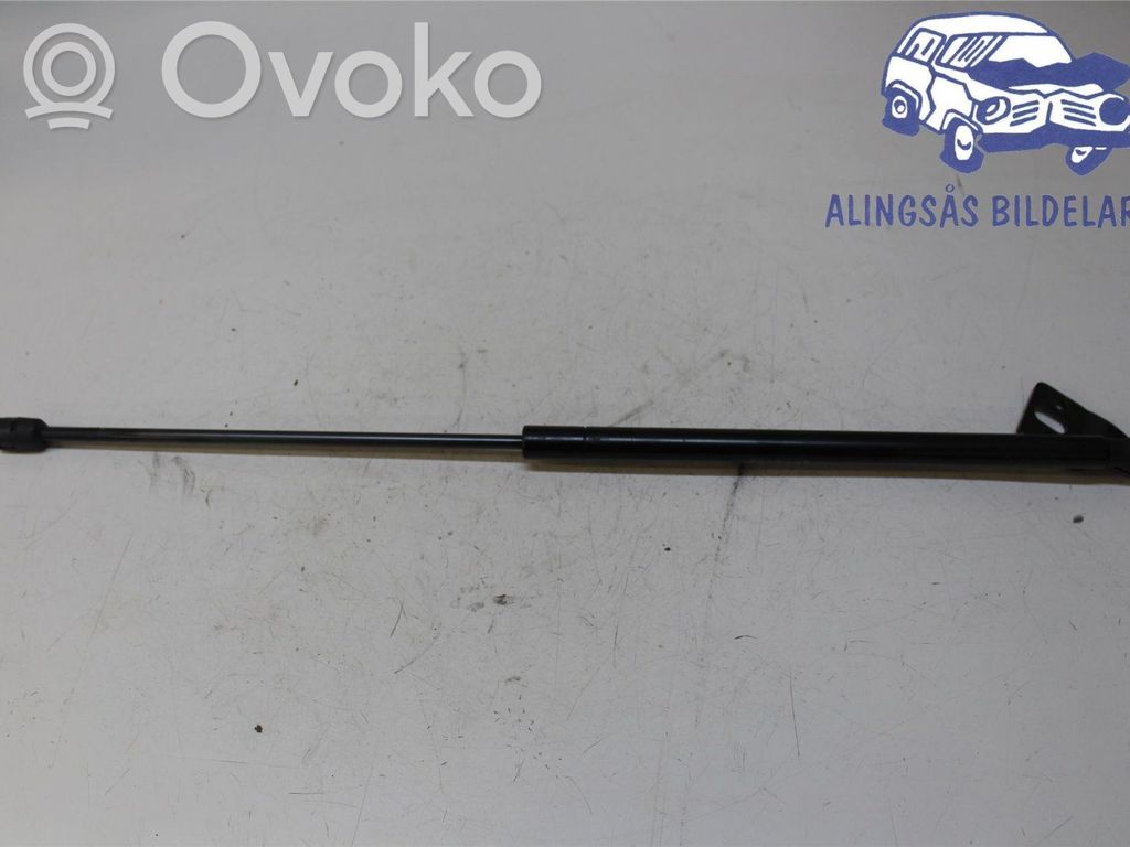 Ligier JS 50 Tailgate strut 