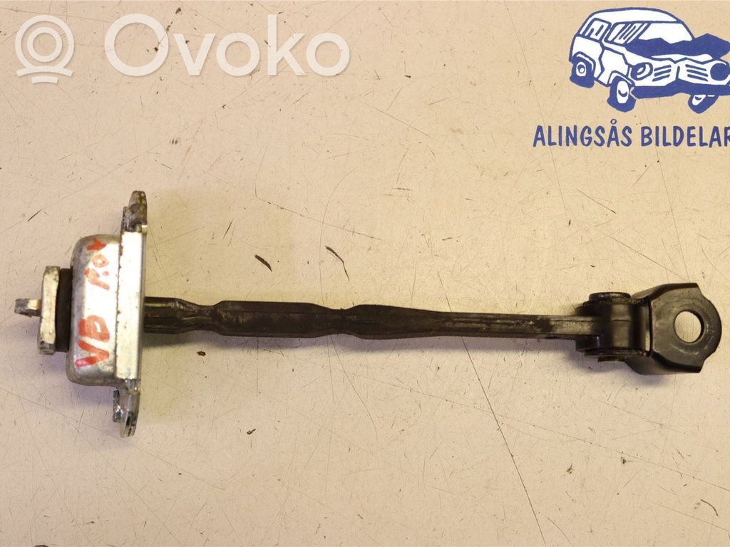 Nissan Note (E12) Takaoven pidätin 