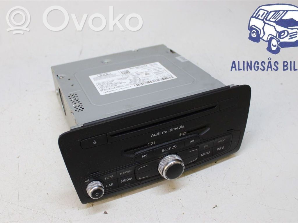 Audi A1 Panel / Radioodtwarzacz CD/DVD/GPS 