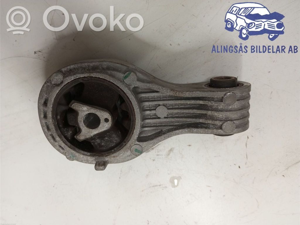 Peugeot Expert Engine mounting bracket 