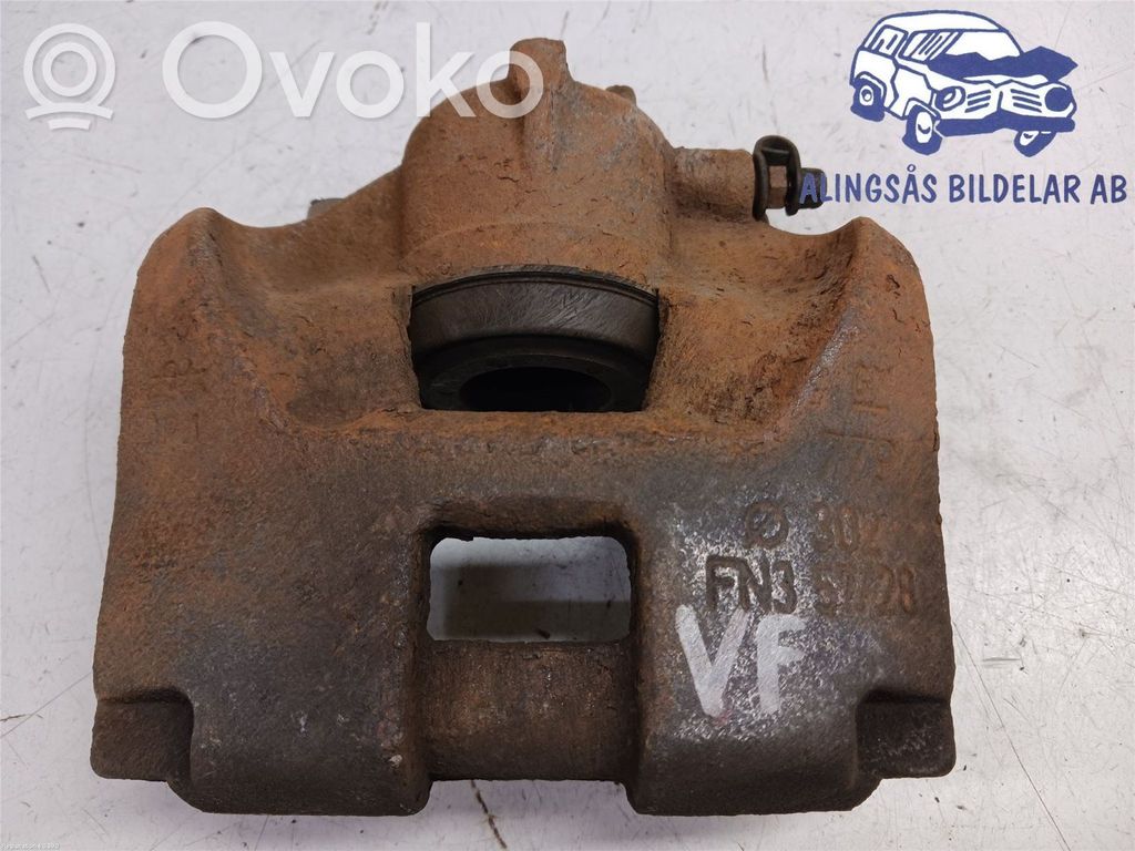 Front brake caliper