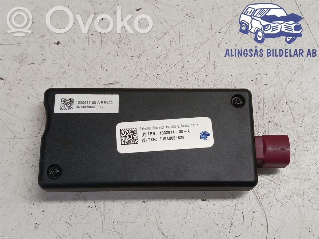 Tesla Model S Antenne radio 