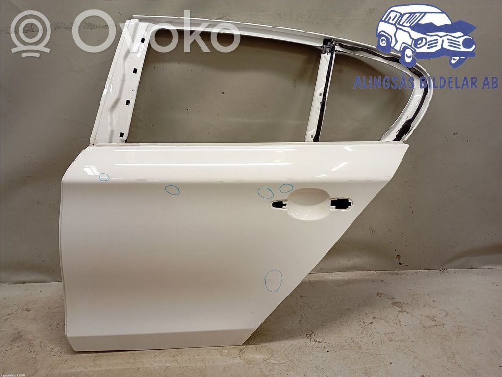 Rear door   41525A2A383