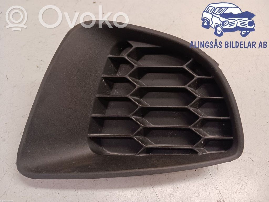 Mazda 2 Front bumper upper radiator grill 
