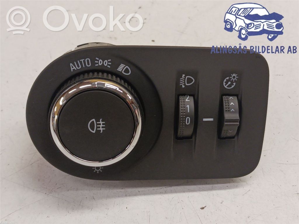Opel Grandland X Šviesų jungtukas 