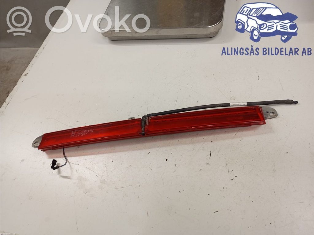Kolmas/lisäjarruvalo   63257145669