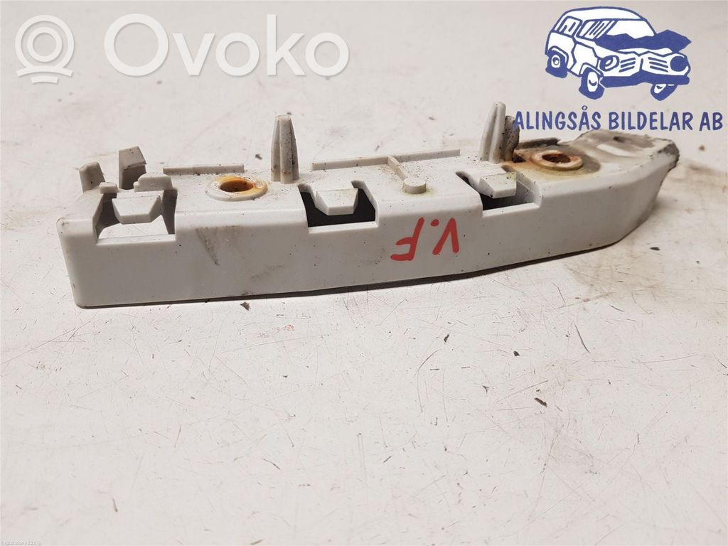 Ford Focus Front bumper mounting bracket 