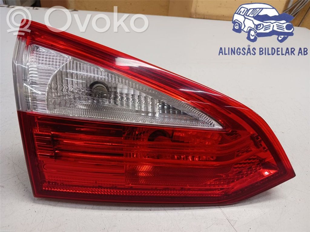 Ford Focus Takaluukun takavalot 
