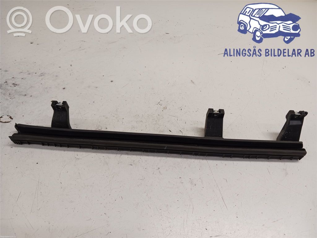 Listwa szyby drzwi przednich   5801256576,5801256576,5801256576