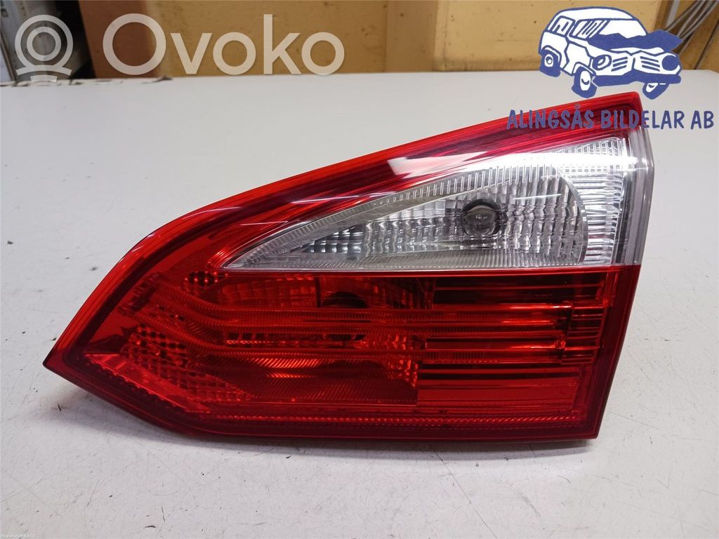 Ford Focus Tailgate rear/tail lights 