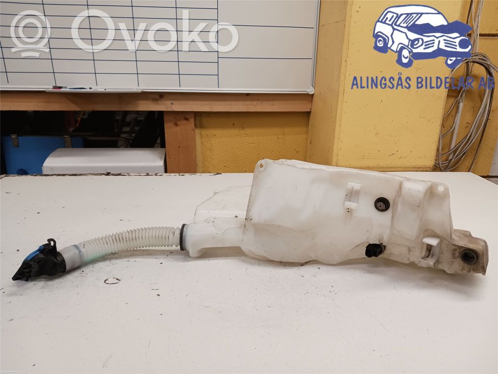 Jaguar XE Langų skysčio bakelis 