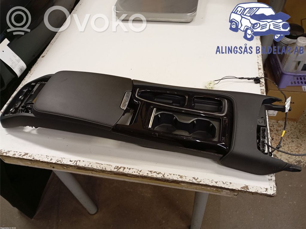 Volvo V60 Otros repuestos del interior 
