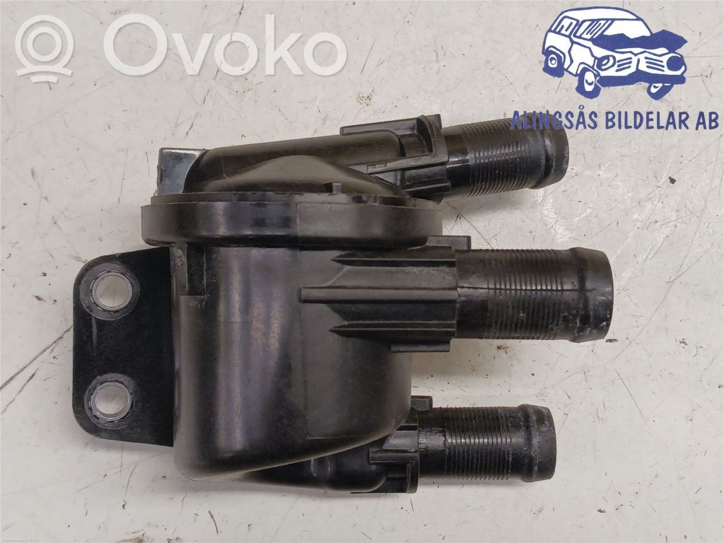 Volvo V60 Engine coolant pipe/hose 