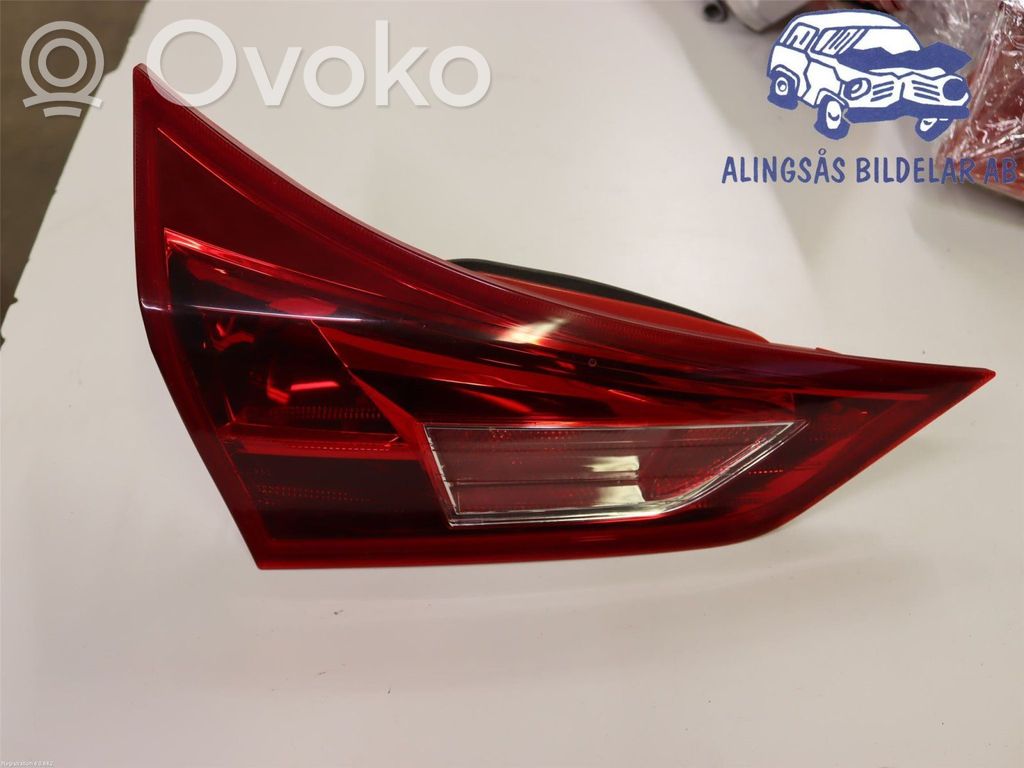 Toyota Auris E180 Takaluukun takavalot 