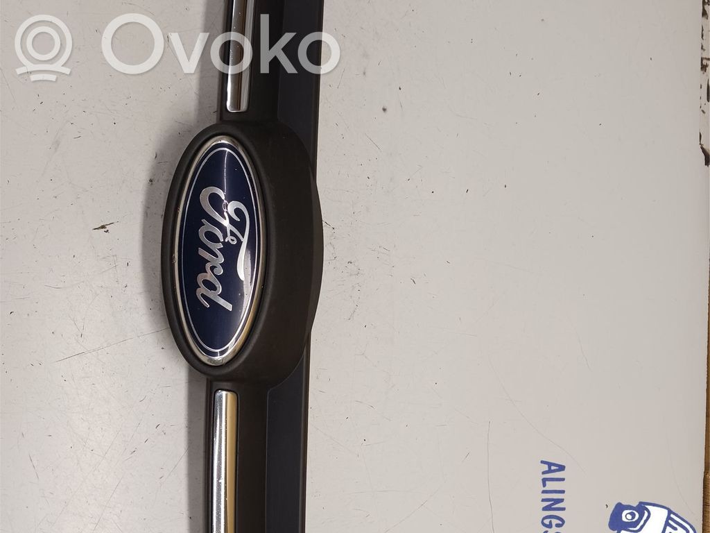 Ford Focus Front bumper lower grill 