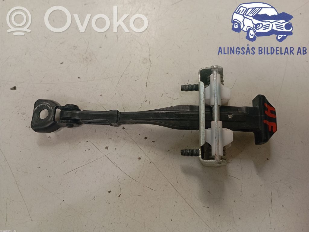 Ford Focus Etuoven pidätin 