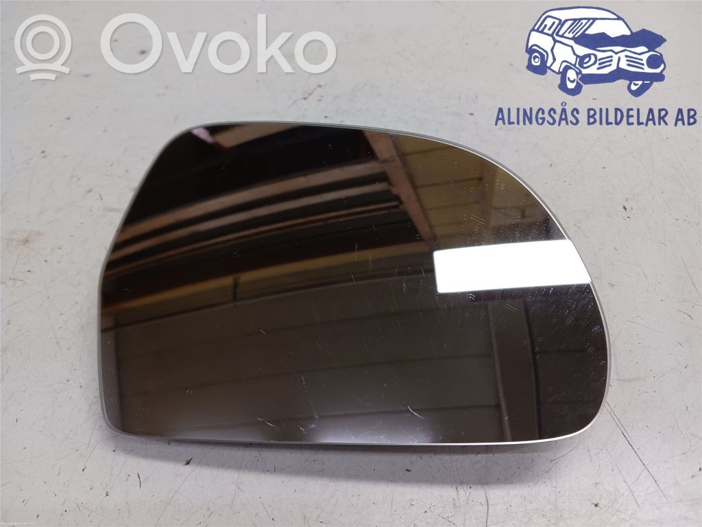Skoda Octavia Mk2 (1Z) стекло зеркало 