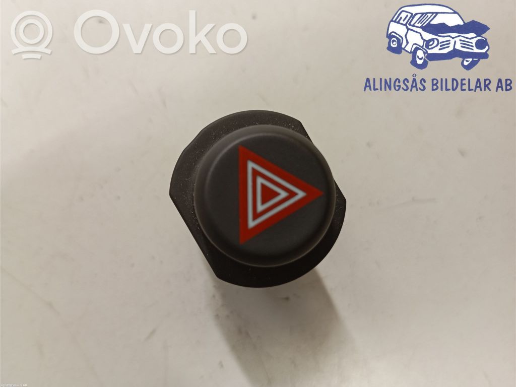 Opel Astra K Hazard light switch 