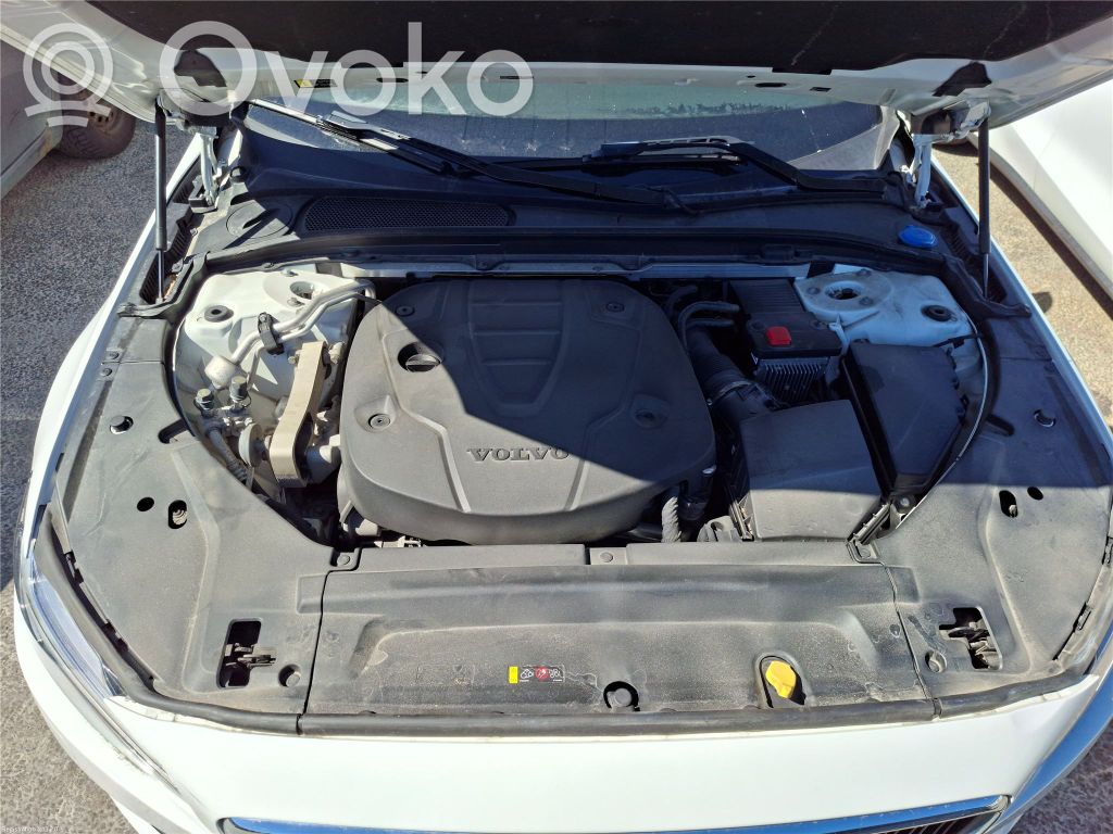 Volvo S90, V90 Silnik 