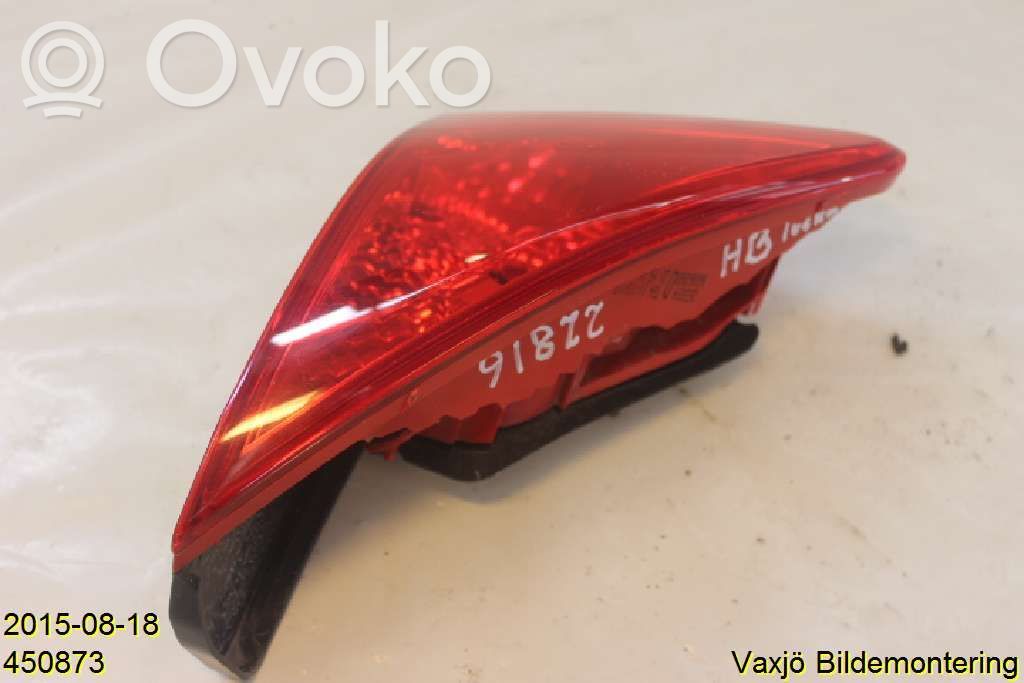 Peugeot 3008 I Lampy tylnej klapy bagażnika 