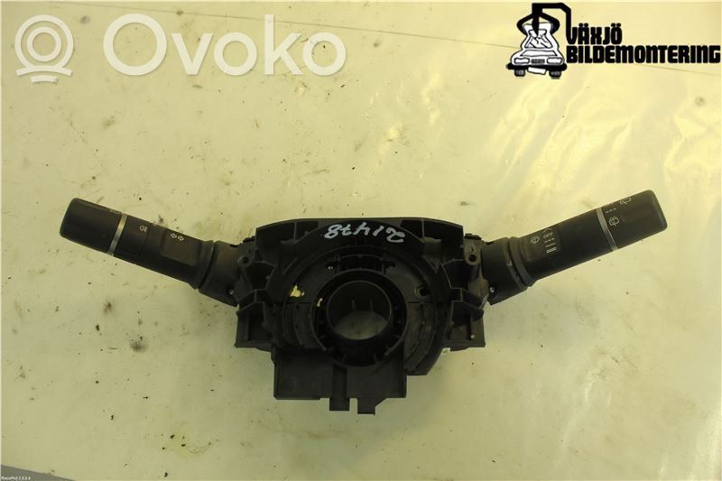 Mazda 2 Interruptor/palanca de limpiador de luz de giro 