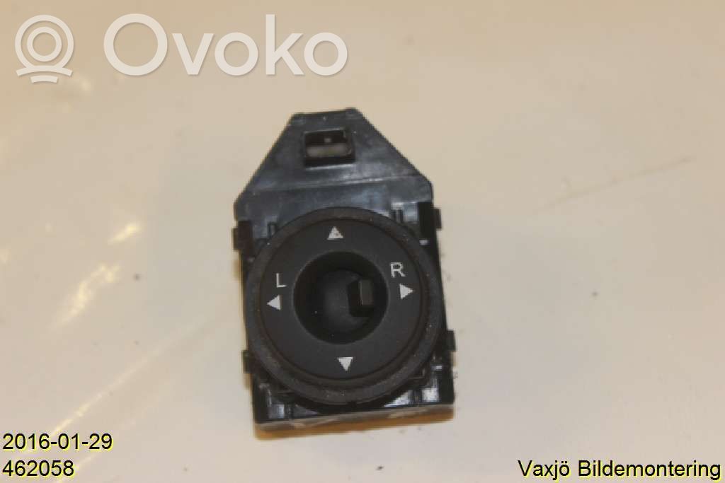 KIA Ceed Wing mirror switch 