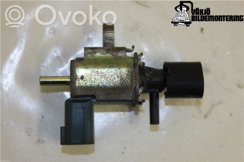 Tyhjiöputki   L80118741,K5T46590