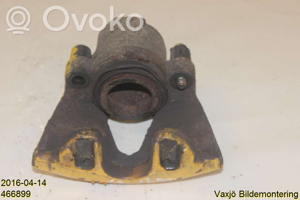 Etujarrusatula   8L0615123