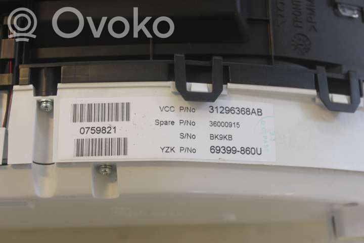 Volvo V70 Licznik / Prędkościomierz 