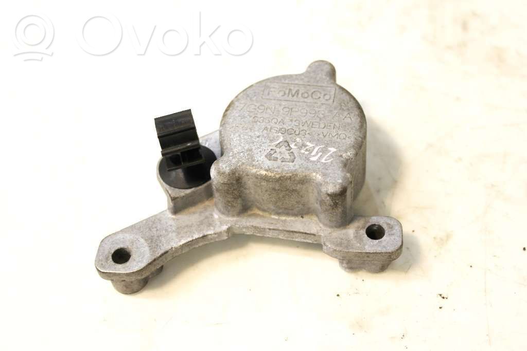 Volvo V70 Sonstiges Einzelteil Motor 