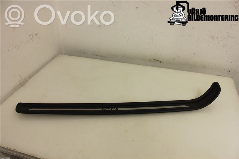 BMW 3 E92 E93 Priekinio slenksčio apdaila (vidinė) 