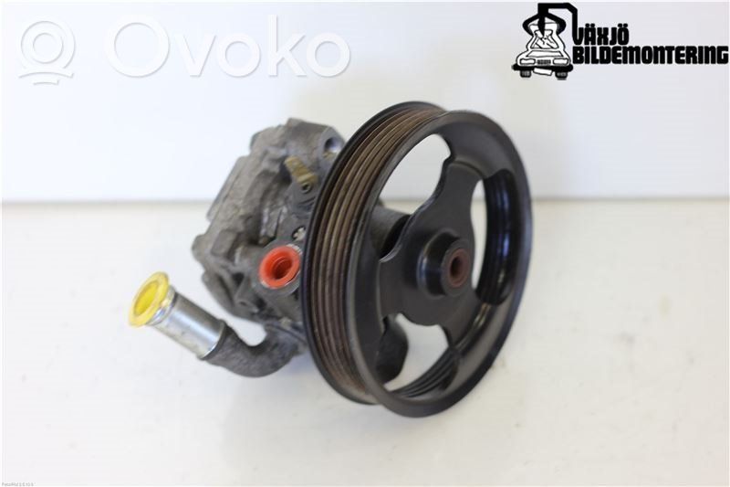 Mazda 3 I Vairo stiprintuvo siurblys 