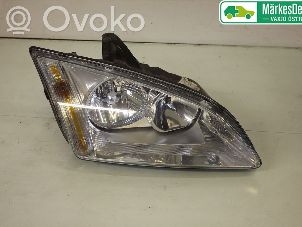 Ford Focus Headlight/headlamp 