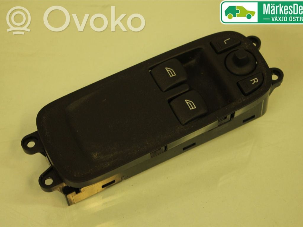 Volvo C30 Interruptor del elevalunas eléctrico 