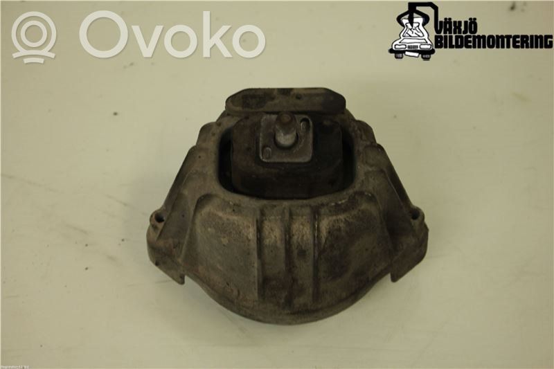 BMW 3 E92 E93 Engine mount bracket 