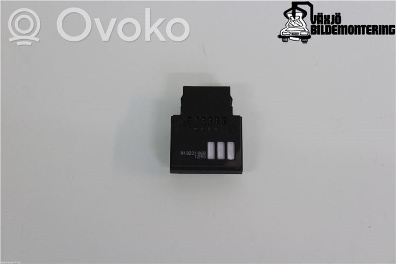 Opel Insignia A Interior temperature sensor 